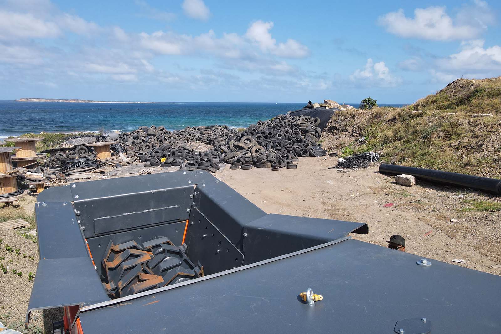 Broyeur industriel XTREME CLEANING SERVICES SXM